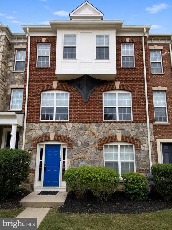 Building Photo - 1124 Hampton St