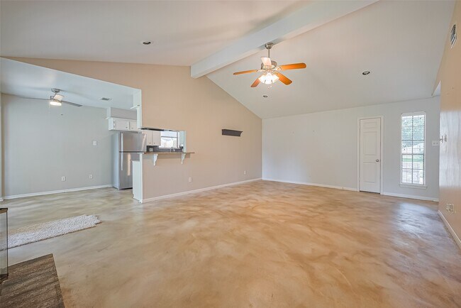 Photo - 4031 Sherwood W