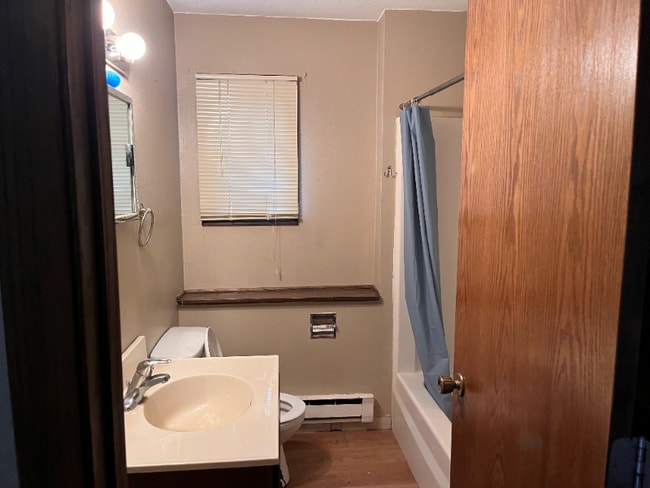 Photo - 154 Viking Cir Unit 302