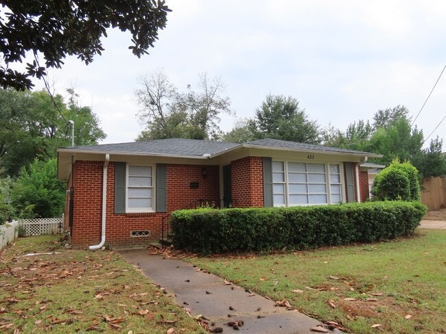 Photo - Updated 3 Bedroom, 1 Bathroom Home in Tyler