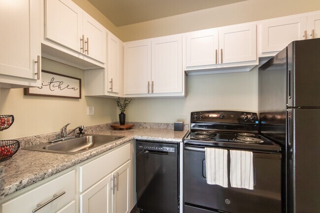 Photo - Romaine Court