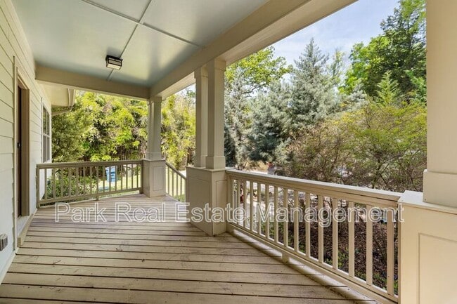 Photo - 1111 W Murray Ave