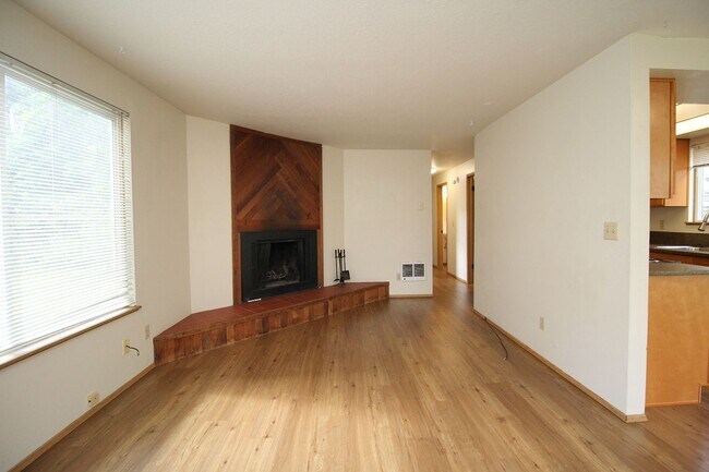 Photo - callm01 Unit 548