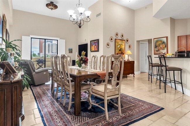 Building Photo - 8390 SW 72nd Ave Unit 320