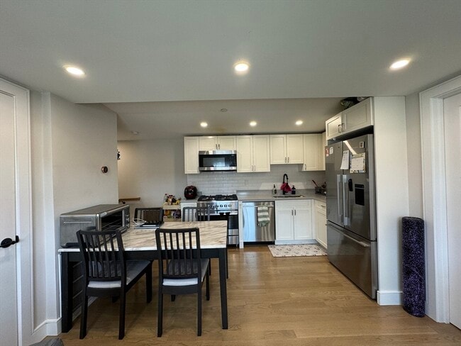 Photo - 12 Reedsdale St Unidad 4