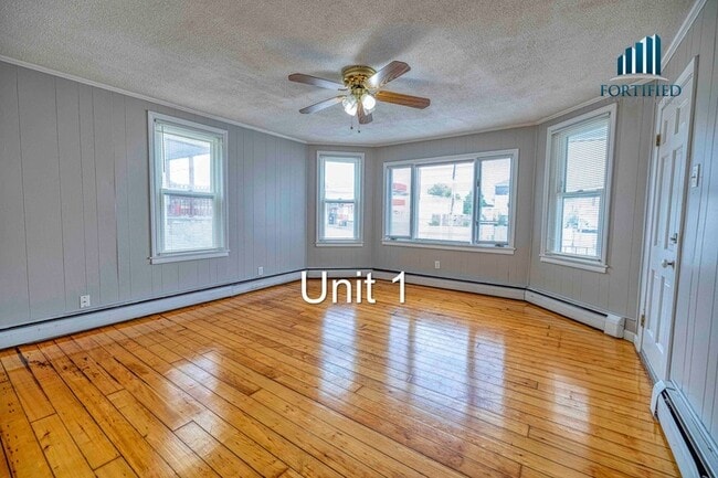 Building Photo - 318 Broadway Rental