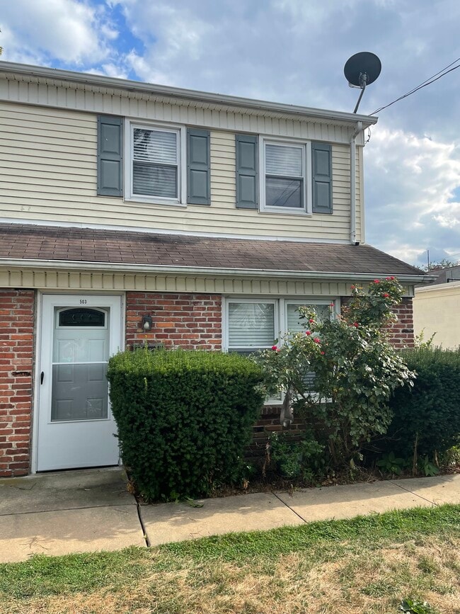 Photo - 505 Gilpin Rd