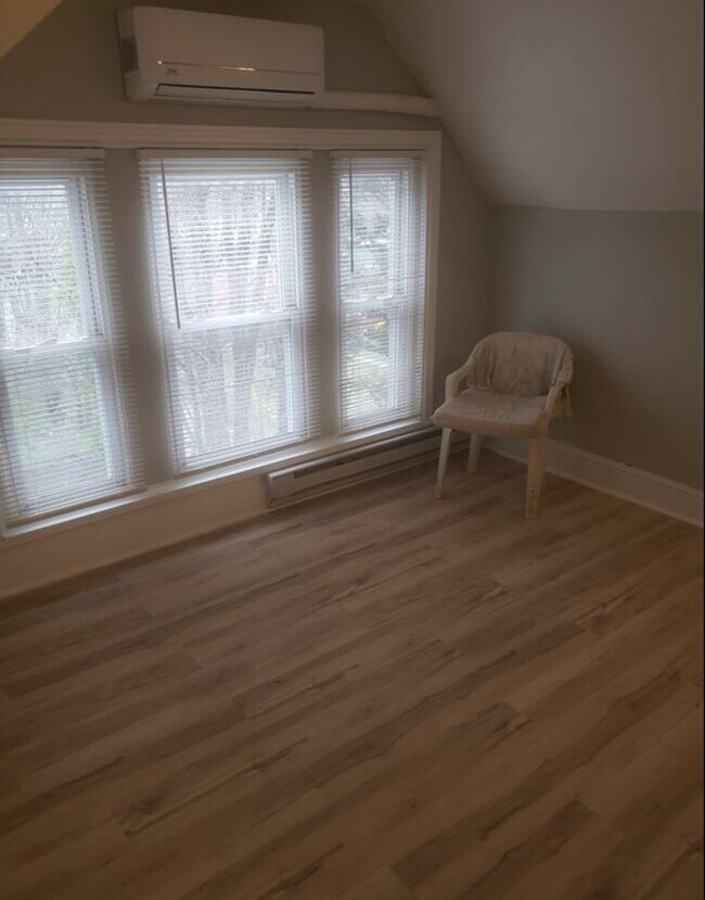 Photo - 120 Main St Unit #3