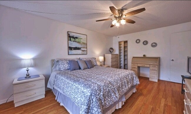 Photo - 4550 Cove Cir Unidad 808