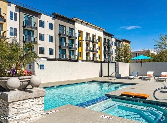 Building Photo - 425 W Osborn Rd Unit 417 Rental