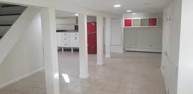 nice area with closet - 600 Old Stamford Rd Unit Studio