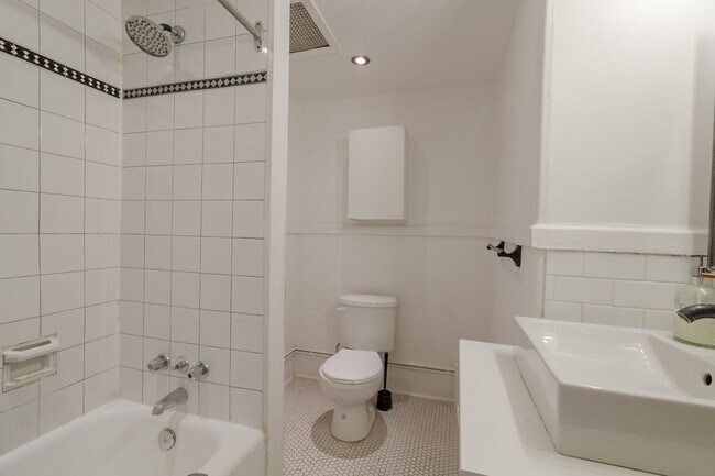 Photo - 1245 Rue St Marc Unit 30