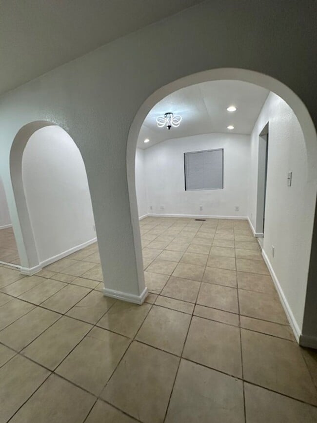 Photo - JP - Early Unit 2013