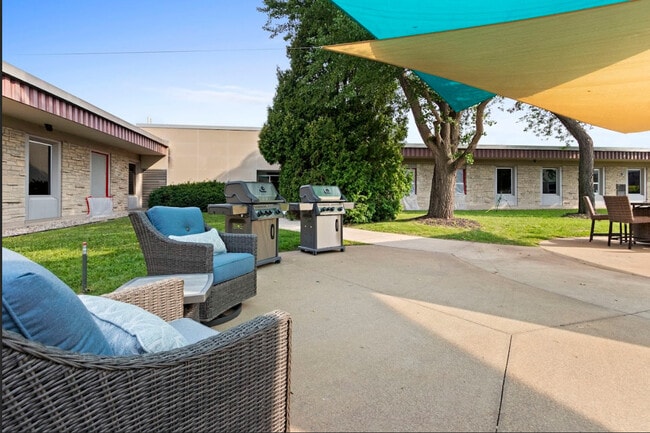 Marathon Flats: 55+ Independent Senior Living