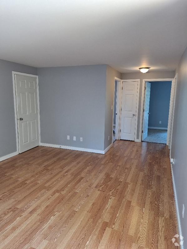 Building Photo - 3924 Country Pl Unit D Rental
