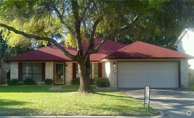 Building Photo - 1905 Lobelia Dr Rental