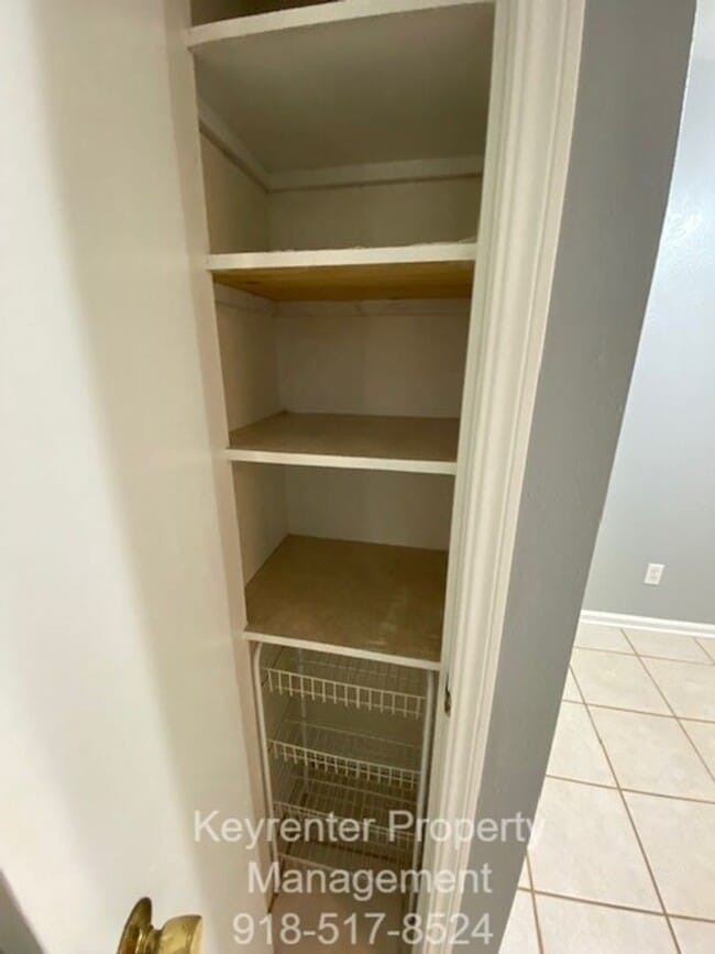 Photo - 3 Bed | 2 Full Bath | 31st & Memorial