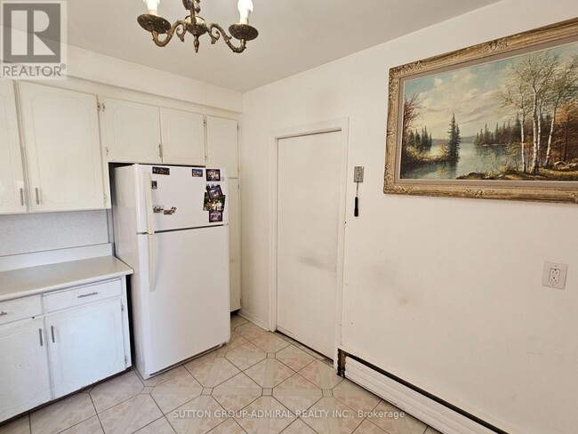 Photo - 7 Elway Ct
