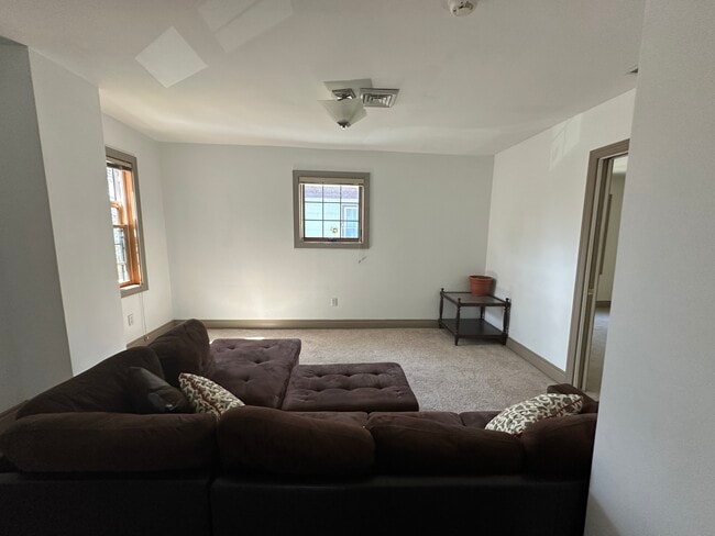 Photo - 290 Lexington Ave Unit Upper