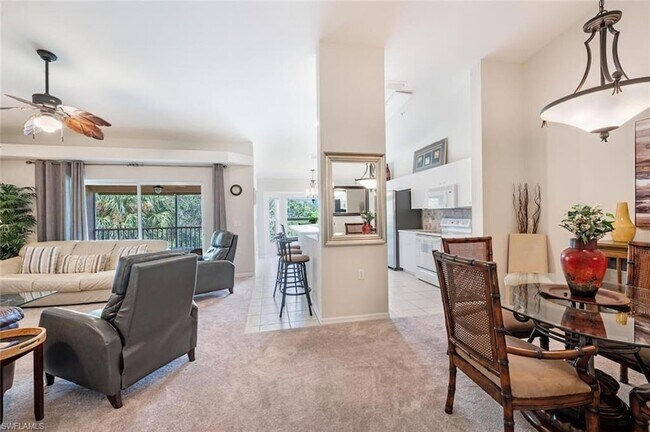 2895 Cypress Trace Cir