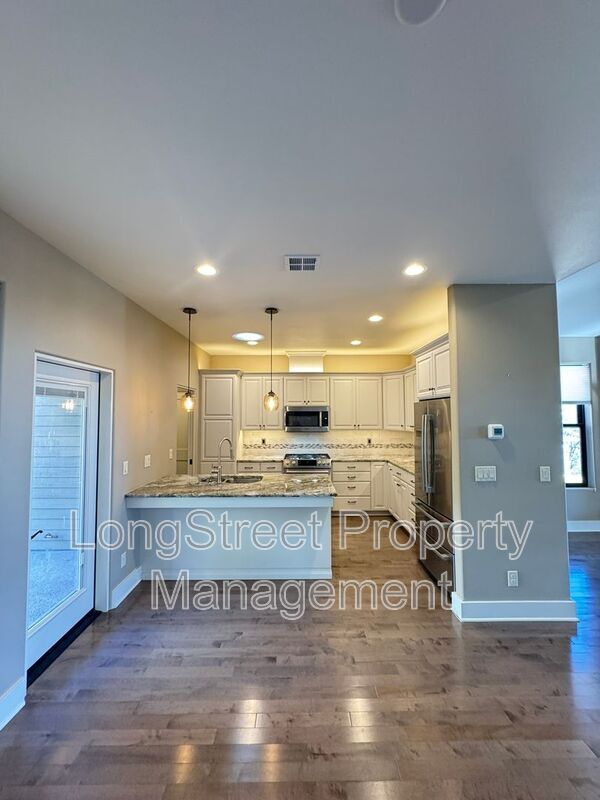 Photo - 3445 SW Buckeye Pl