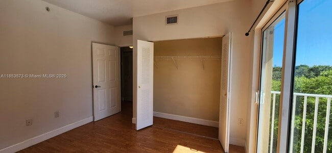 Photo - 115 SW 42nd Ave Unit 407