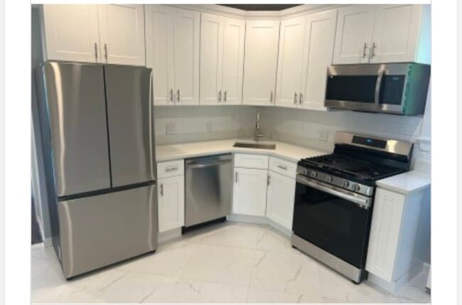 Photo - 33 Raymond Ave Unit 3