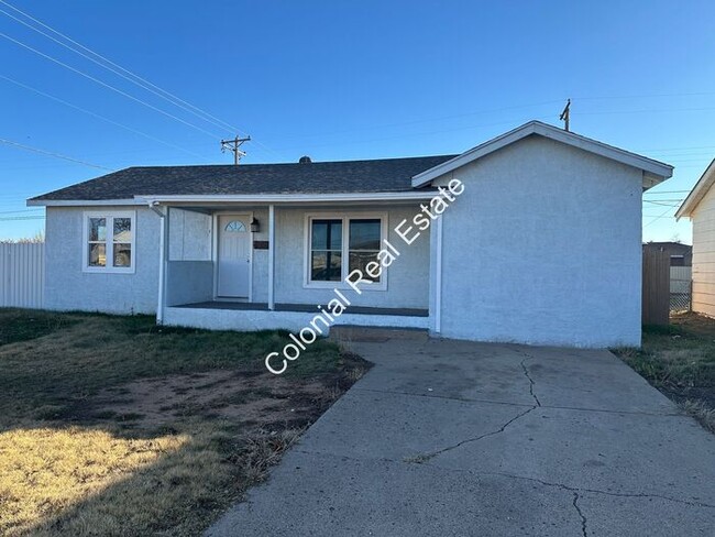 Come see this updated and spacious 3 bedro... - Come see this updated and spacious 3 bedro... Casa