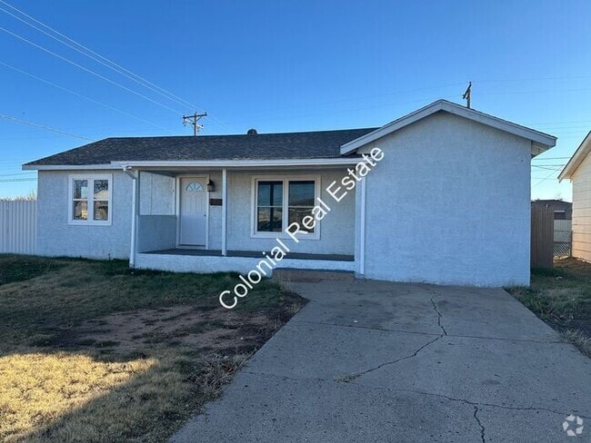 Building Photo - Come see this updated and spacious 3 bedro... Rental