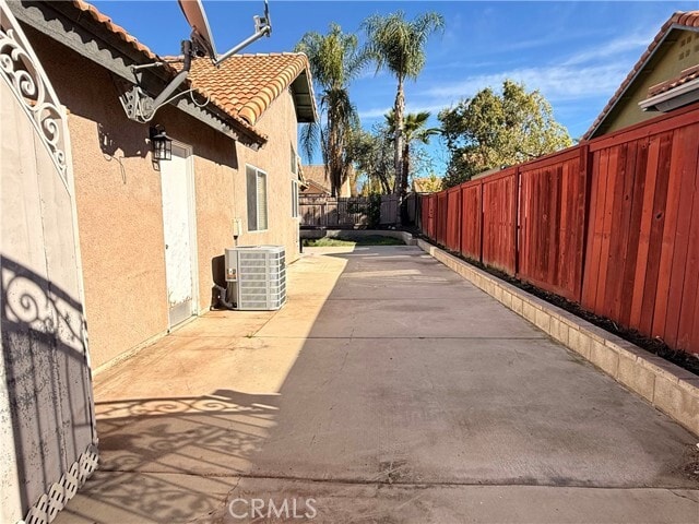 Photo - 2105 Villines Ave