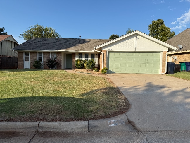 Building Photo - 6705 Greenway Dr Rental
