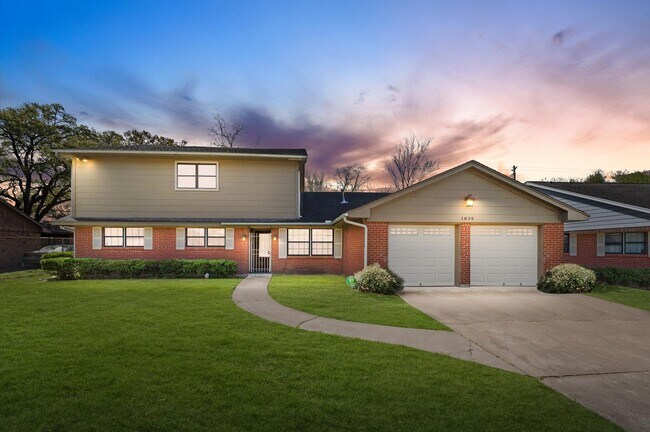 Building Photo - 1839 Bethlehem St