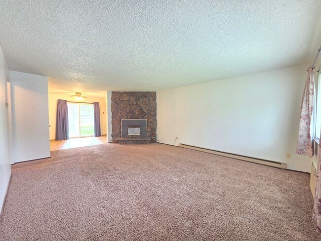 Photo - 1318 S Robinhood St Unidad #1