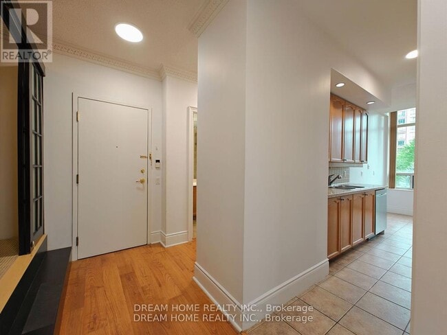 Photo - 10 Northtown Way Unit 316
