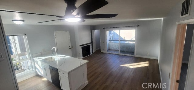 Building Photo - 2811 S Fairview St Unit B