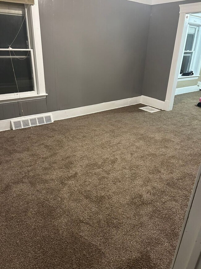 Photo - Collinwood area Single Home