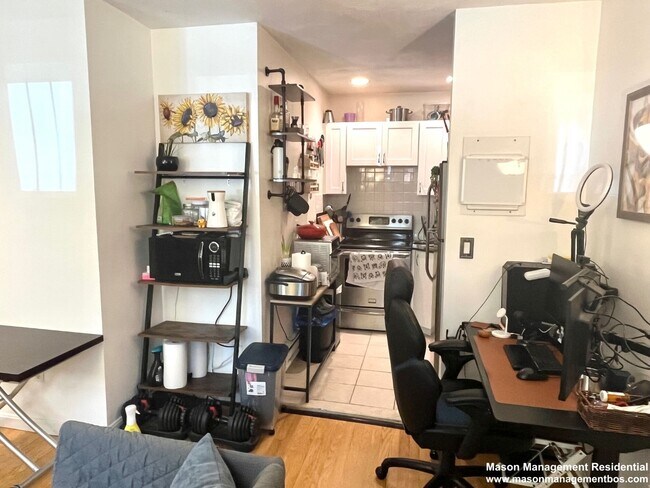 Photo - 84 W Concord St Unit 1