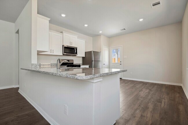 Photo - 15838 Berry Hl Dr