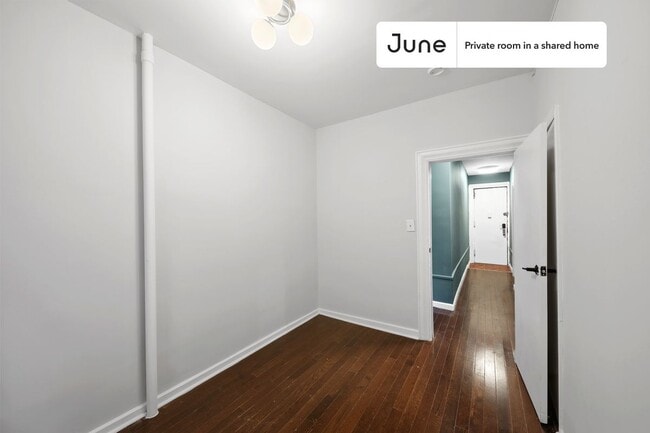 Room in Shared 3 bed/1 bath home in Hamilton Heights