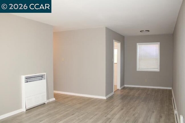 Photo - 400 33rd St Unidad 400