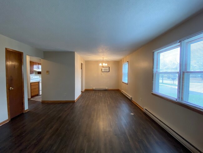 Building Photo - 4733 14th Ave NW Unit 4 Rental