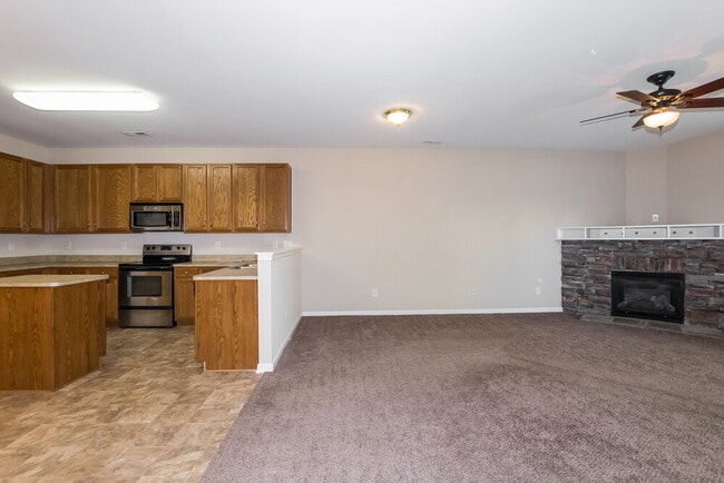 Photo - 10926 Slalom Hill Rd