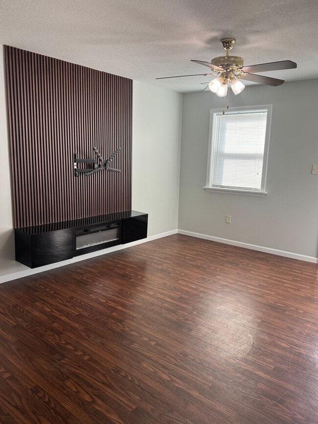 Photo - One Level Living - Single Family Home in South Columbia 4BD/2BA