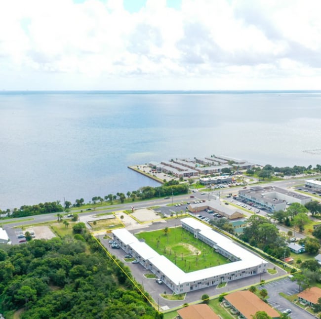 Photo - Manatee Landing