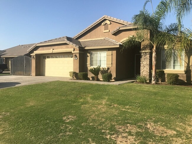 Photo - 4 bedroom, 2 bathroom home located near Stine Rd/ McKee Rd.