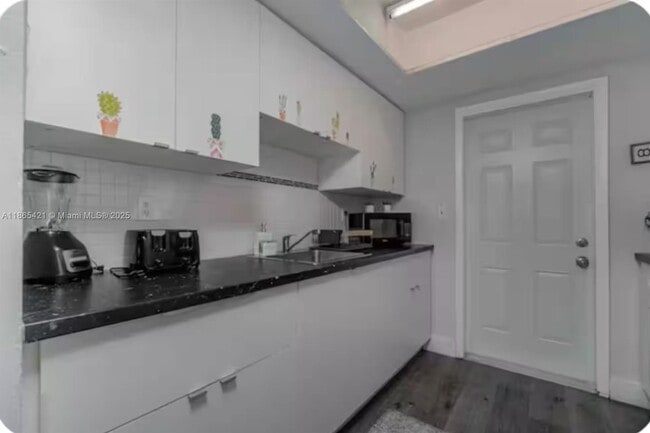 Photo - 1321 NE 118th St Unidad 2