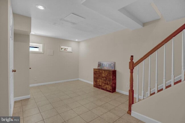 Photo - 2308 E Fairmount Ave