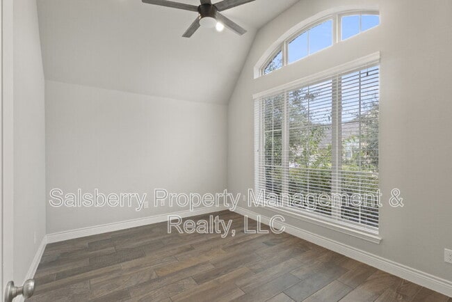 Photo - 1512 Twistleaf Rd