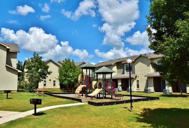 Building Photo - Westview Ranch Rental