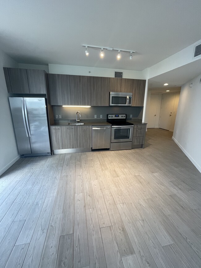Living area - 3401 N Miami Ave Apartment Unit 100